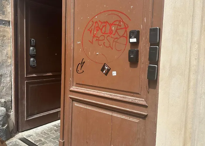 C Private Room In City Center In Bratislava